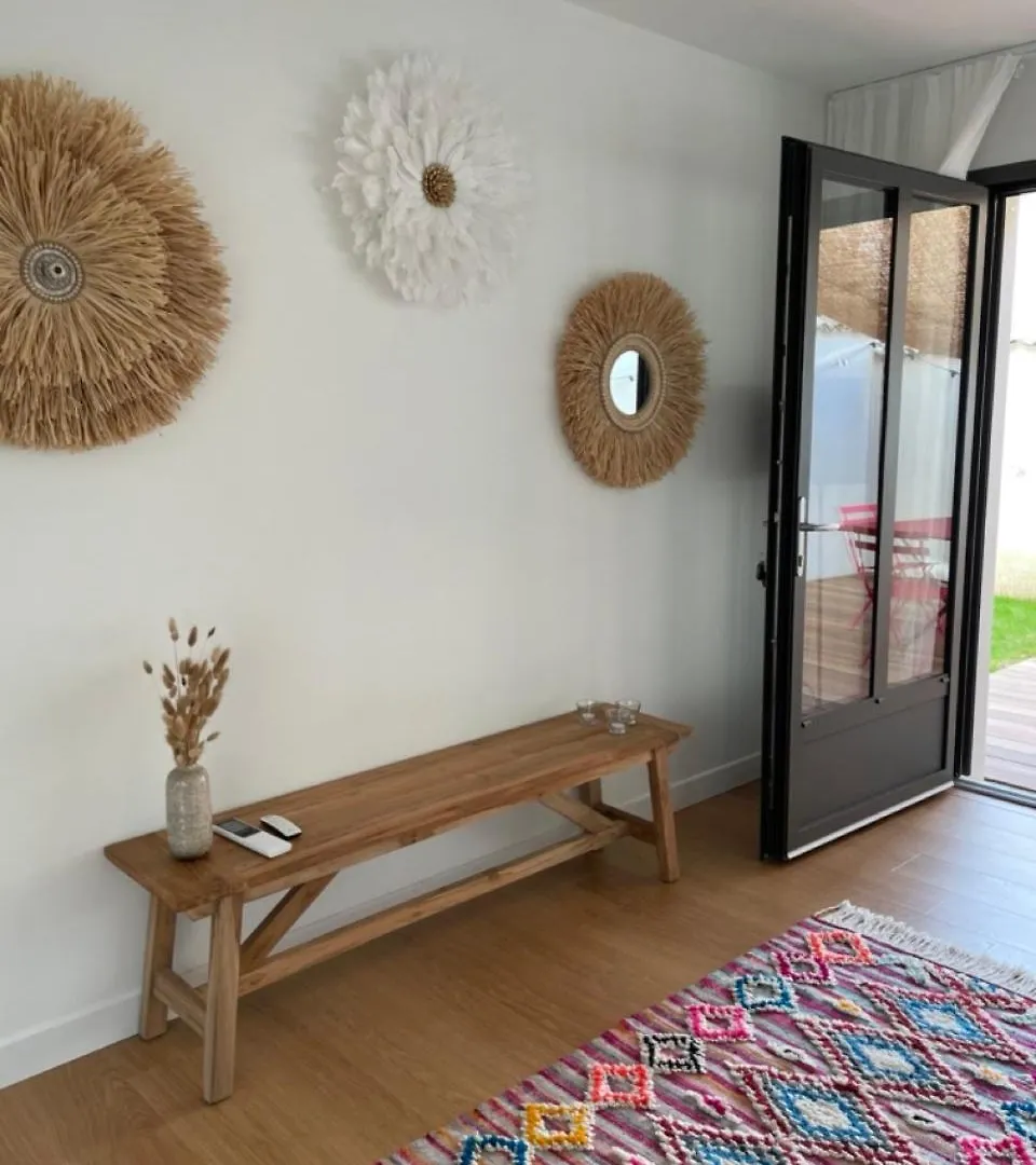 Suite 671 Reyrieux